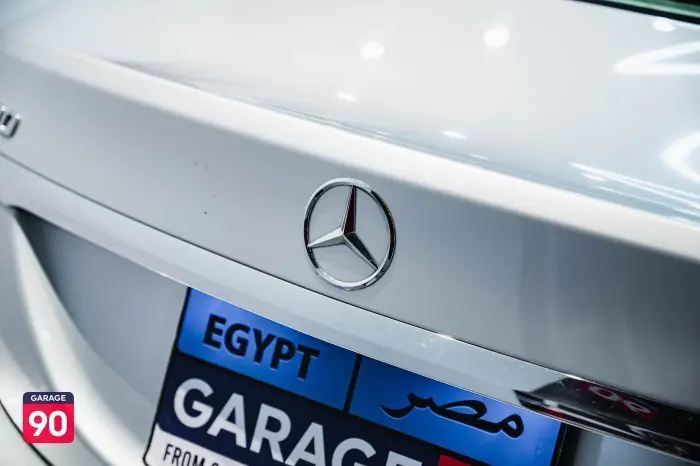 Mercedes-Benz C200 2019 - صورة 10
