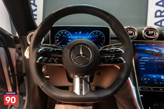 Mercedes-Benz CLE200 2024 - صورة 11