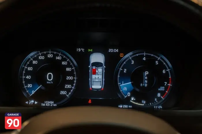 Volvo XC90 2018 - صورة 11