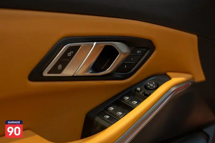 bmw 320i 2023 - صورة 16