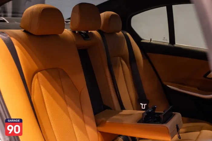 bmw 320i 2023 - صورة 13