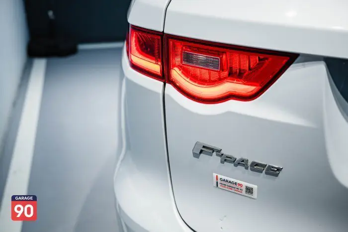 Jaguar F-PACE 2017 - صورة 11