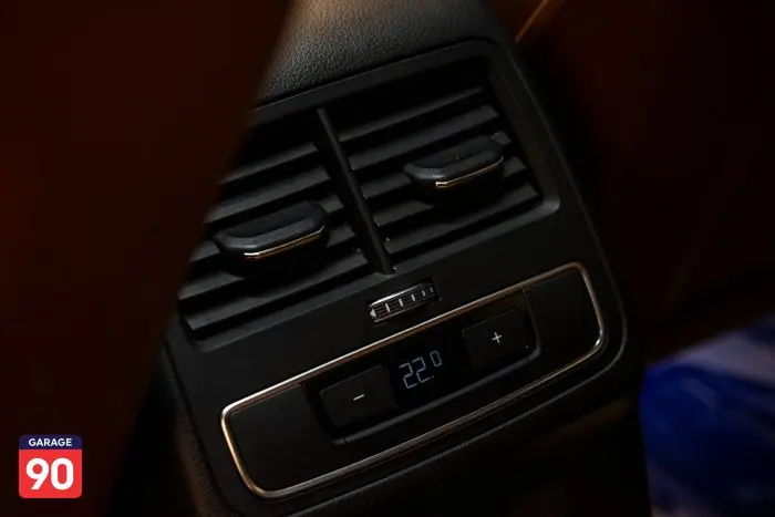 Audi A4 2021 - صورة 18