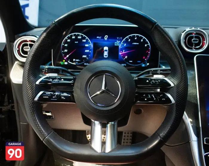 Mercedes-Benz C200 2024 - صورة 13