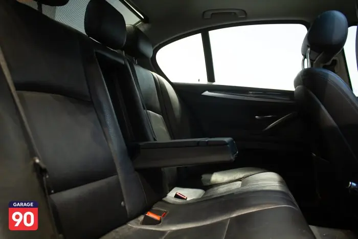 bmw 520i 2015 - صورة 16