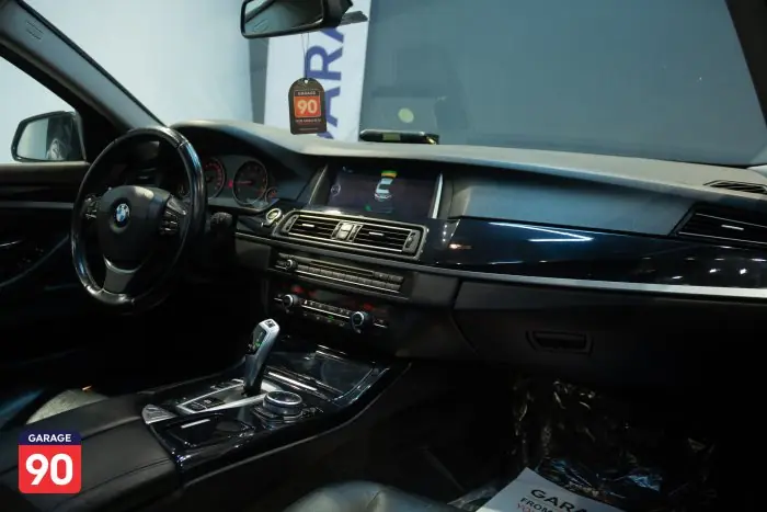 bmw 520i 2015 - صورة 11