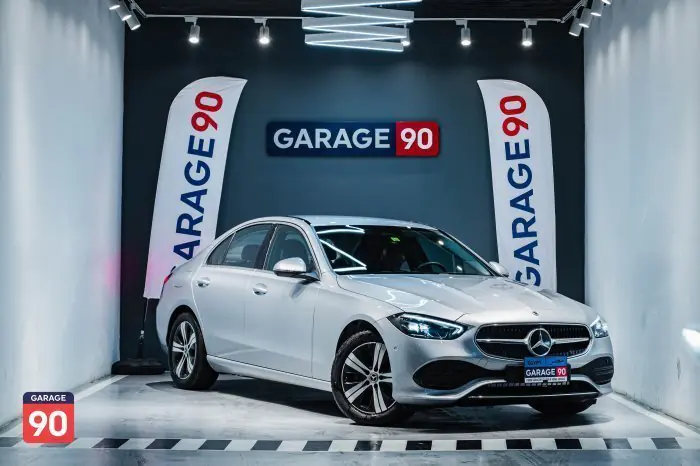 Mercedes-Benz C180 2023 - صورة 3