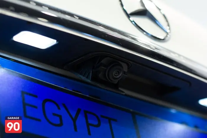 Mercedes-Benz E200 2020 - صورة 8