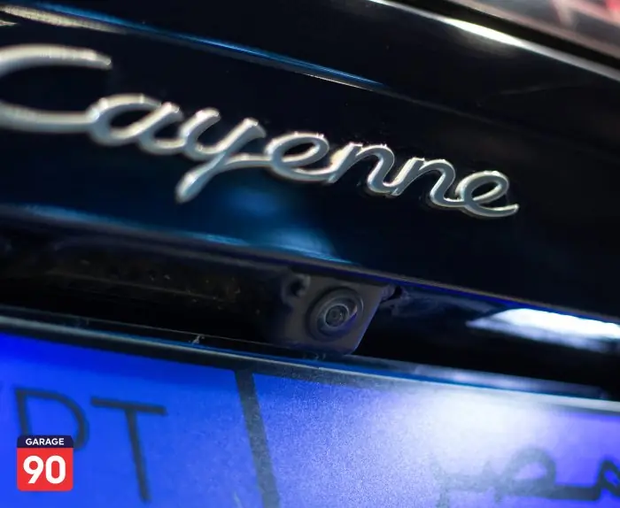 Porsche Cayenne 2023 - صورة 8