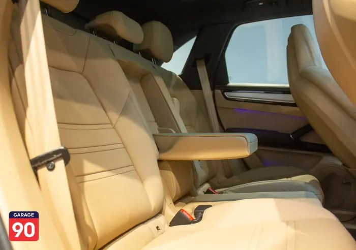 Porsche Cayenne 2023 - صورة 17