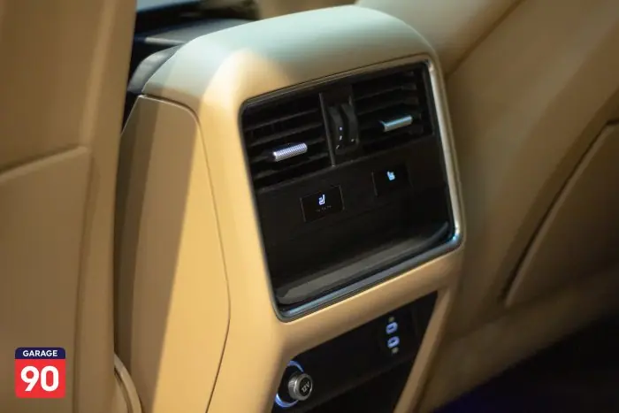 Porsche Cayenne 2023 - صورة 18