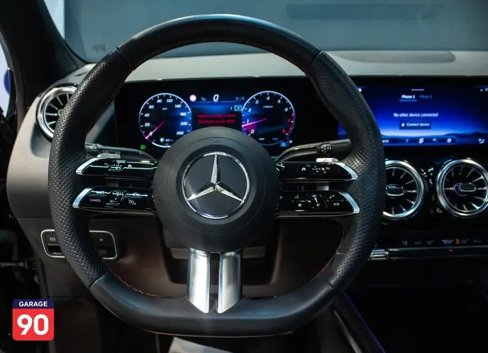 Mercedes-Benz GLA200 2024 - صورة 13