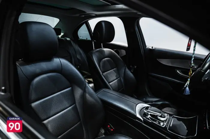 Mercedes-Benz C180 2020 - صورة 15
