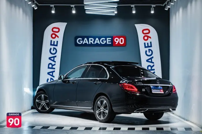 Mercedes-Benz C180 2020 - صورة 5