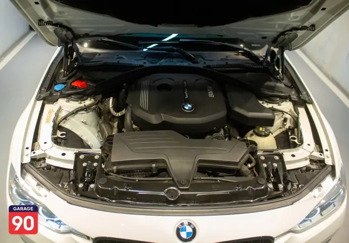 bmw 318i 2018 - صورة 7
